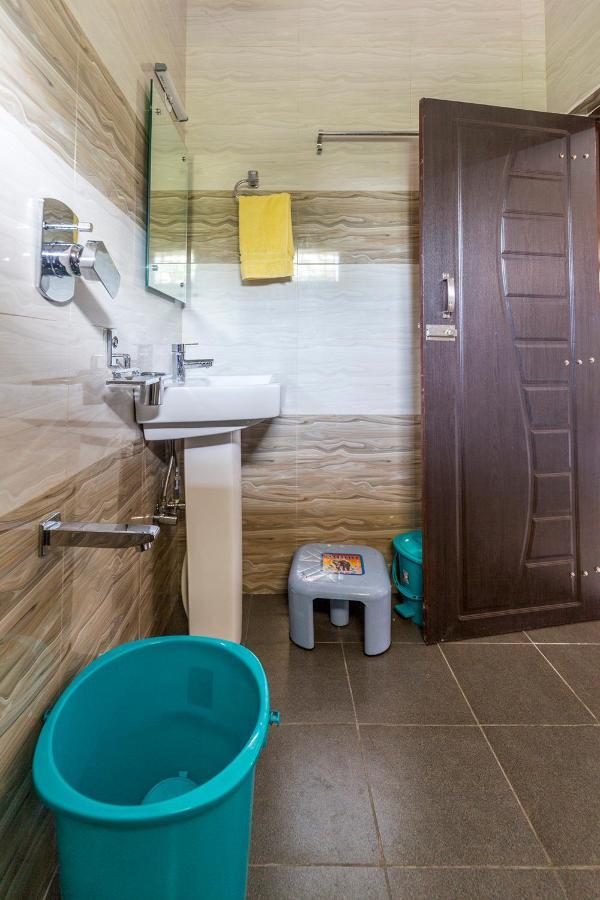 Krishna Homestay Хампи Экстерьер фото
