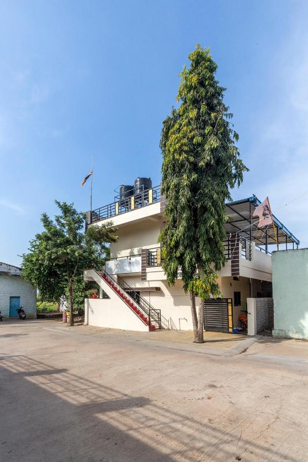 Krishna Homestay Хампи Экстерьер фото