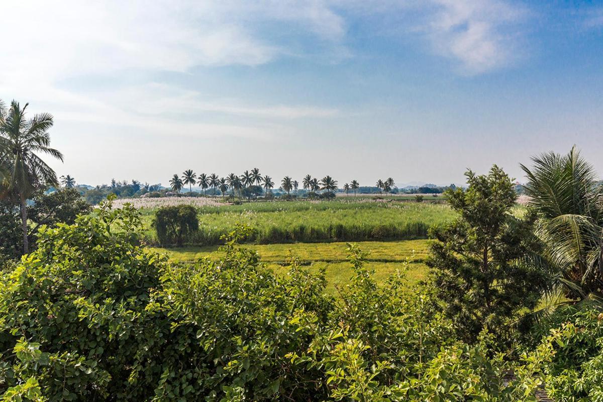Krishna Homestay Хампи Экстерьер фото