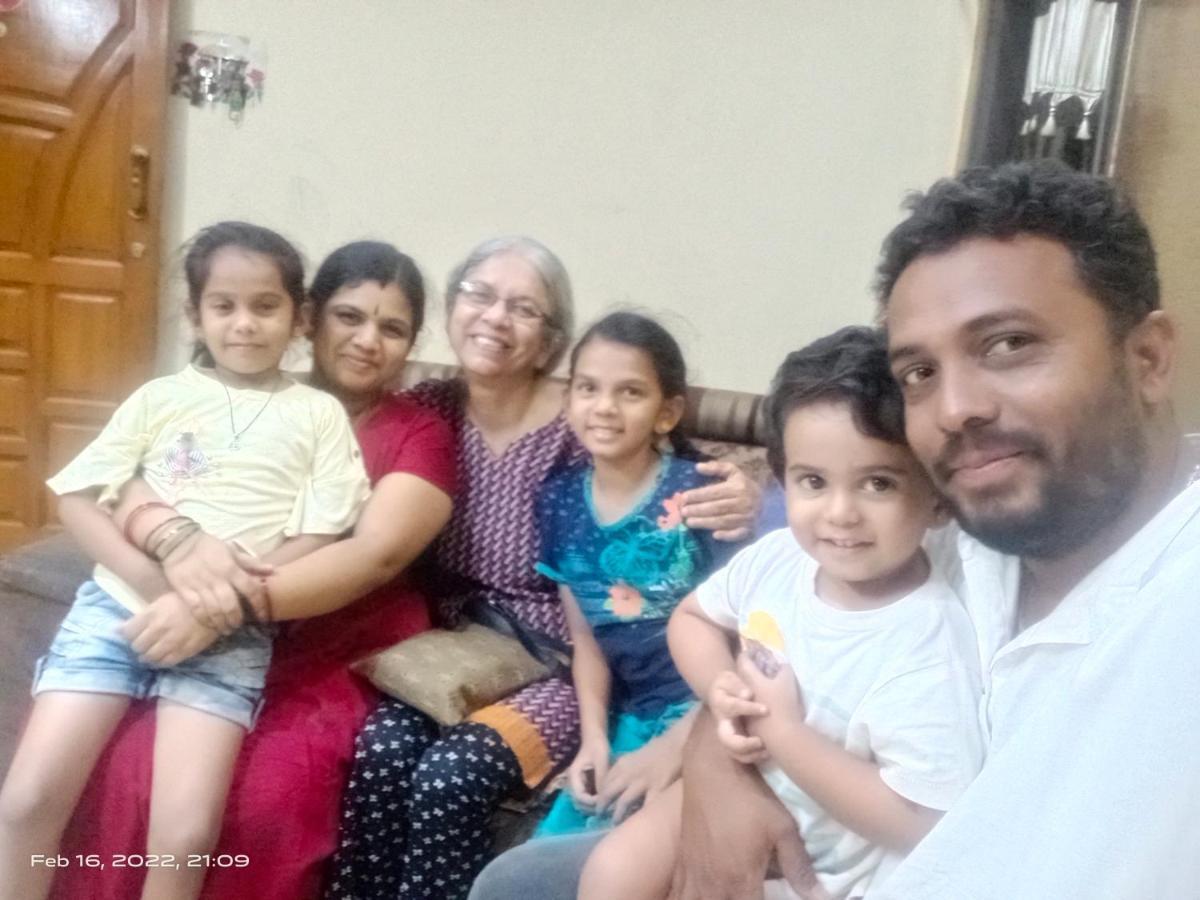 Krishna Homestay Хампи Экстерьер фото